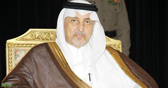 الأمير خالد الفيصل يشرح للمواطنين الخطة العشرية للمنطقة