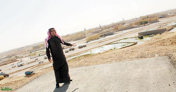 ربوة عرعر ظلام وحفريات تتلف مركبات الأهالي