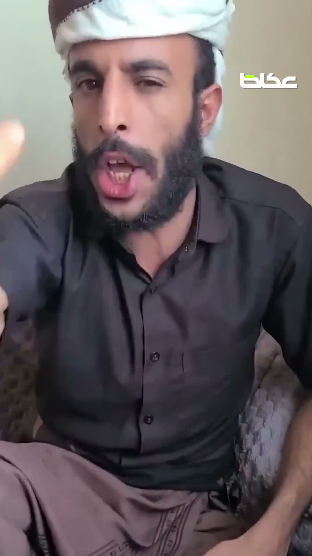 فيديو: ضابط منشق عن الحوثيين يفضح خفايا تعذيب النساء في السجون السرية