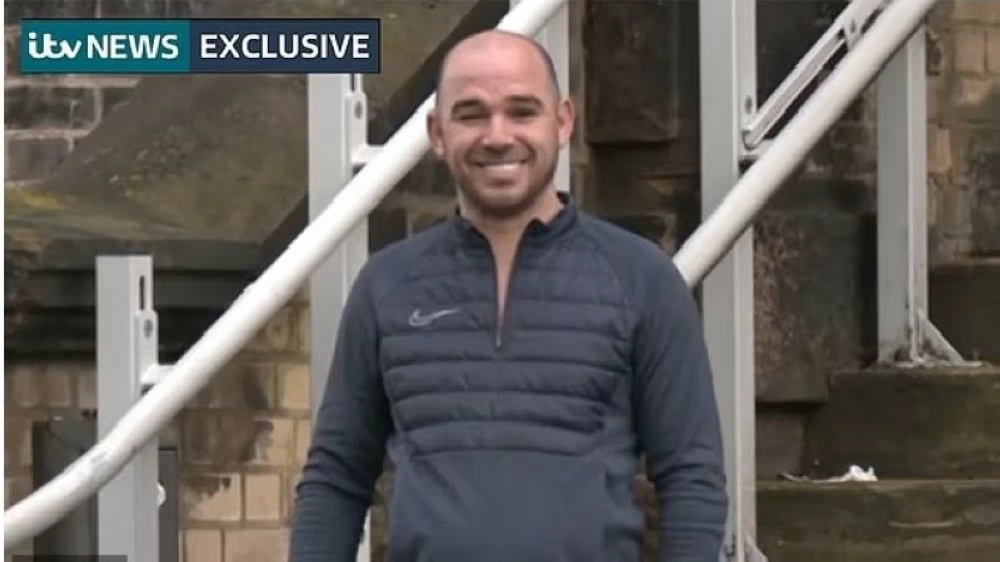 فضيحة سجون بريطانيا.. أطلقوه بالخطأ فابتسم للكاميرات عند عودته