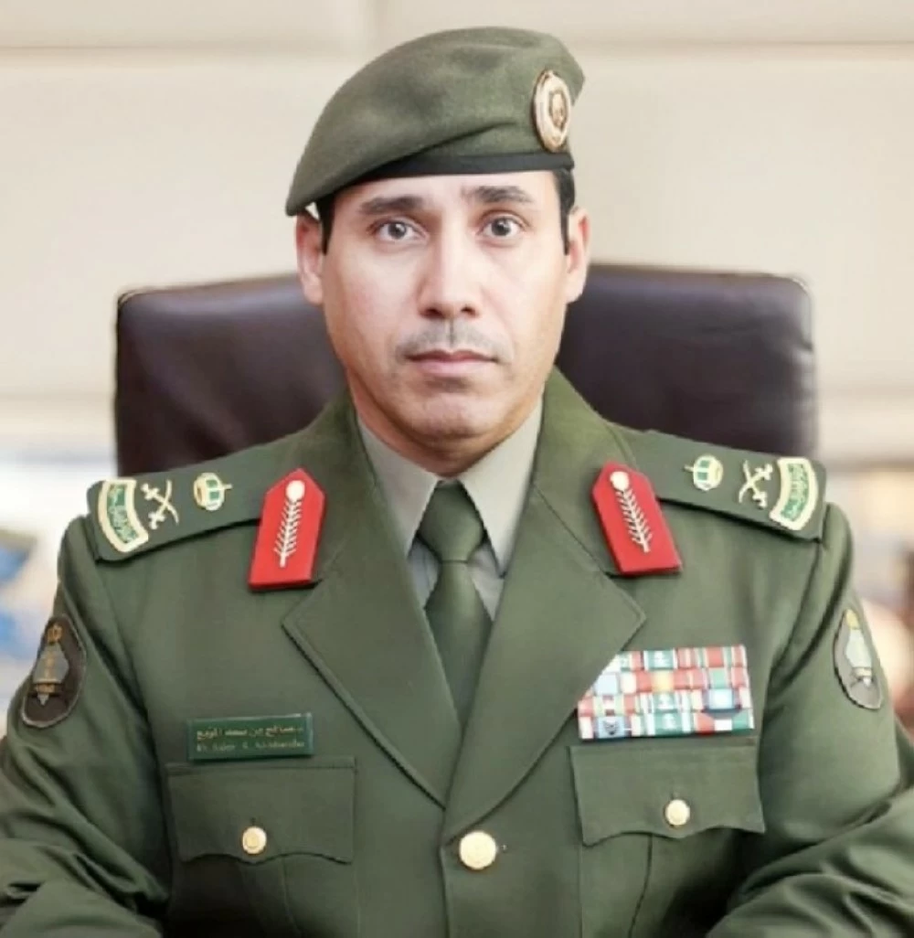 «منصة» لترحيل المخالفين و«مسار ذكي» للتحقق من هويات المسافرين