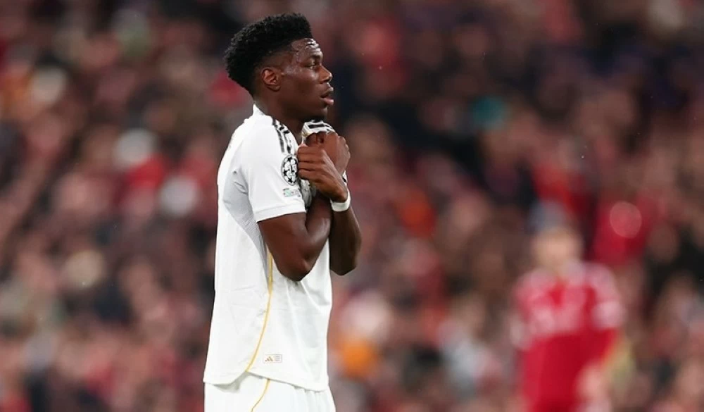 أوريليان تشواميني.