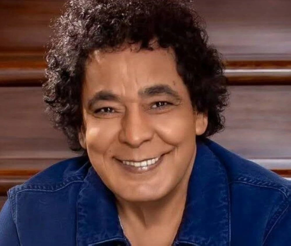 الفنان المصري محمد منير