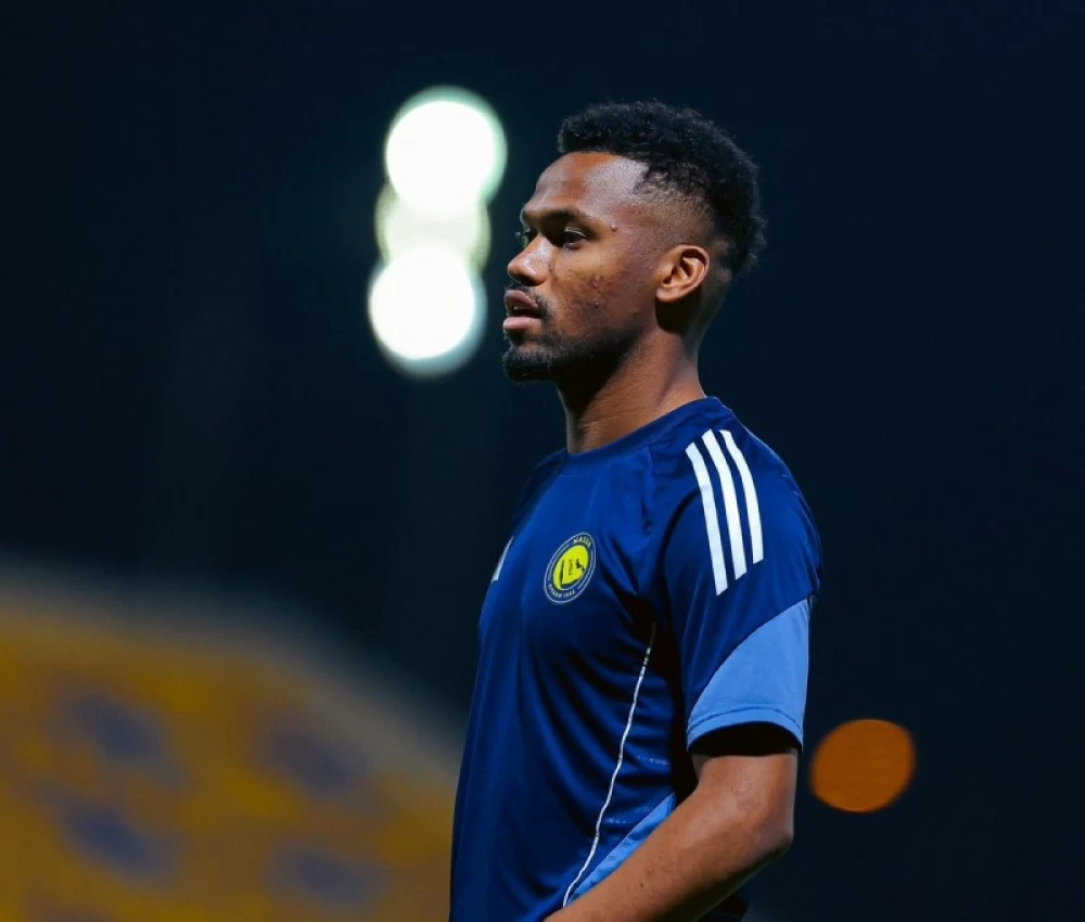 الإصابة تغيّب أيمن يحيى