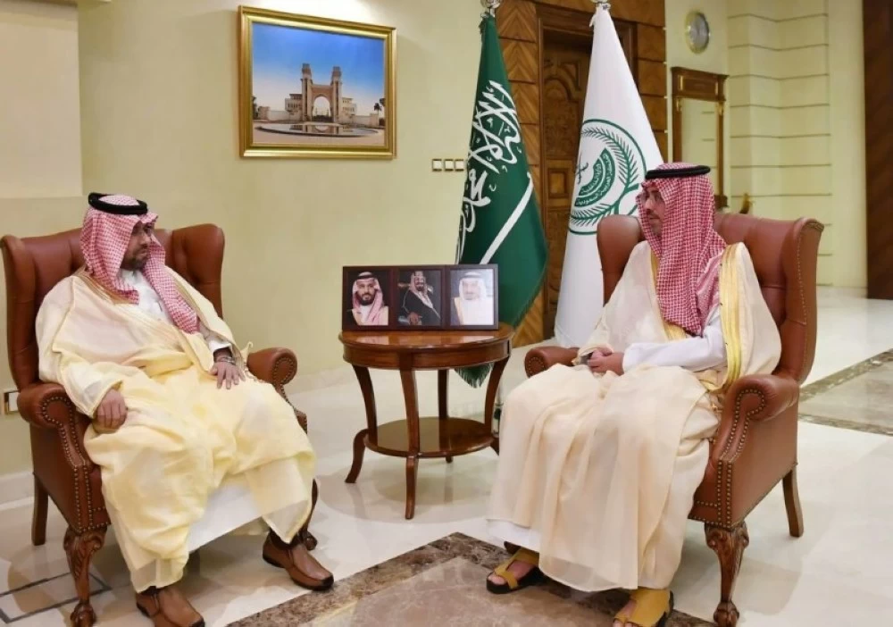 مُحافظ جدة يستقبل مدير عام الأحوال المدنية بمنطقة مكة المكرمة.