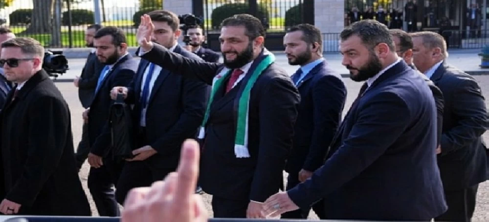 «بحبّك».. صرخة حلبي تربك أجواء البيت الأبيض