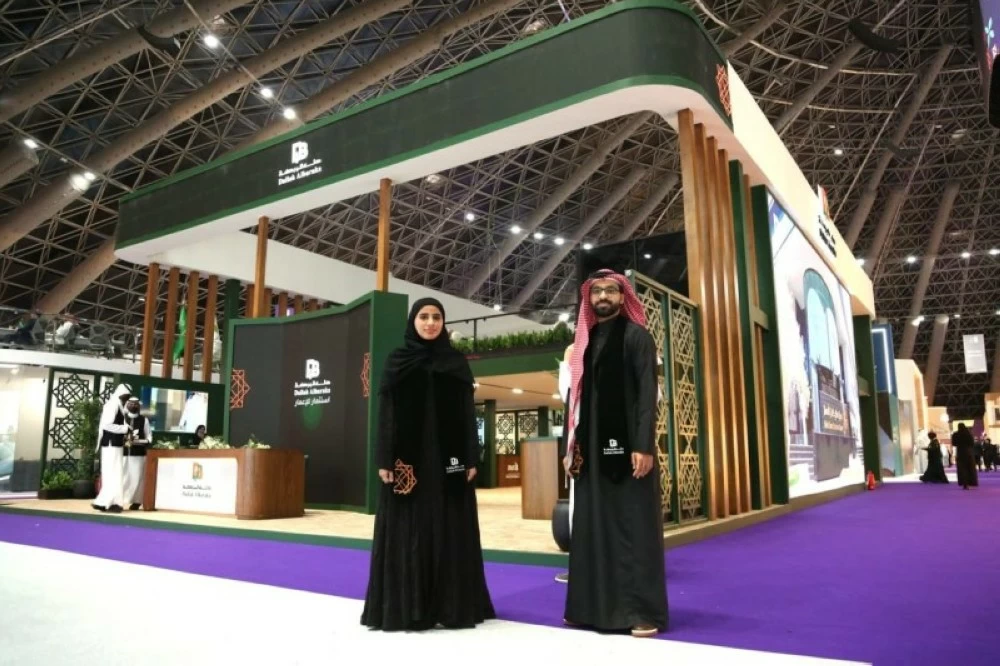 «دله البركة» تعلن توسعات نوعية في منظومة خدمات الحج والعمرة بإضافة 400 حافلة جديدة وتجديد كامل لفندق «دله طيبة»