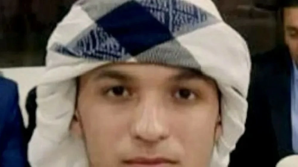 الشاب الإيراني أحمد البالدي