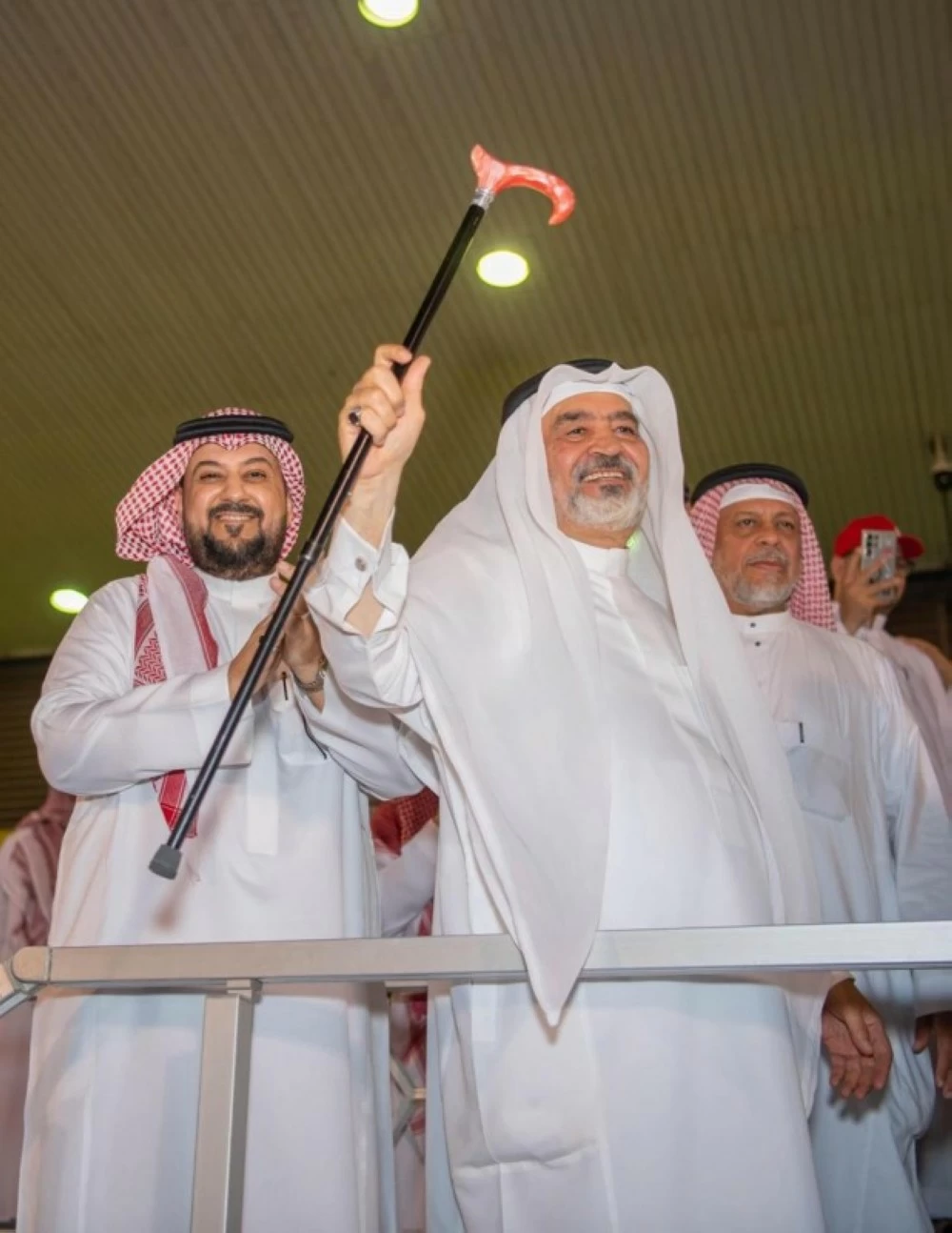 رئيس نادي الوحدة الأسبق جمال تونسي.