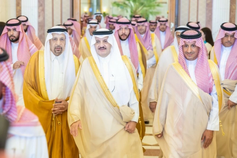 أمير المنطقة الشرقية يشهد توقيع اتفاقيات كبرى لتطوير وجهات سياحية في الخبر