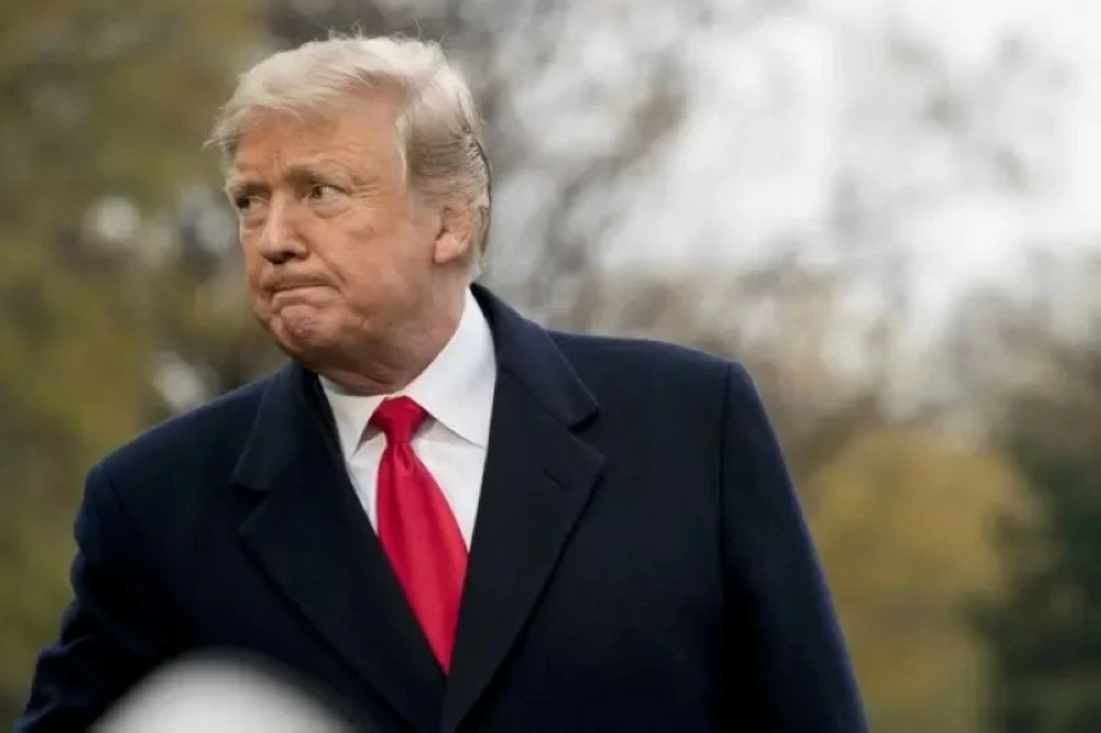 ترمب يدعو لتحقيق في تورط كبار الديموقراطيين مع سفاح «إبستين»