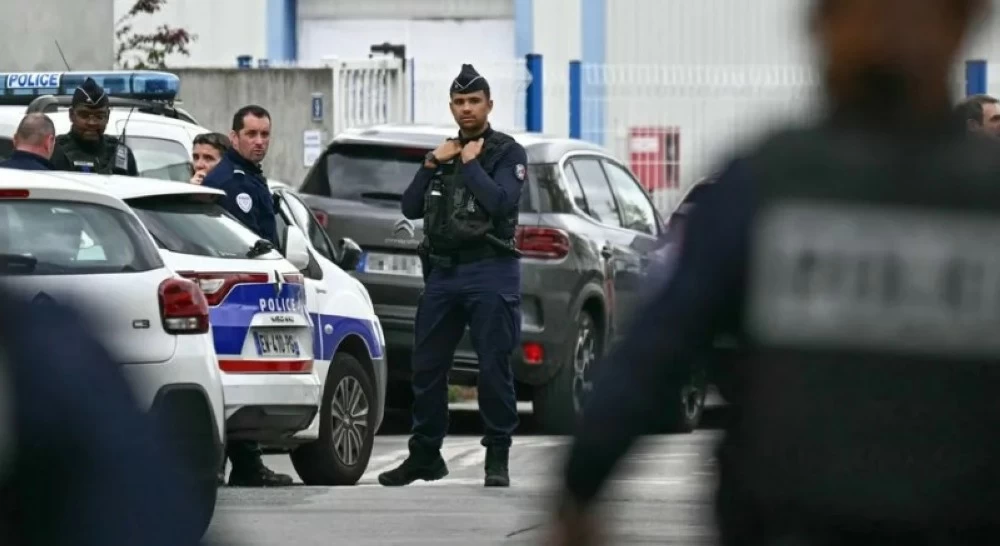 الشرطة الفرنسية تطوق المحطة