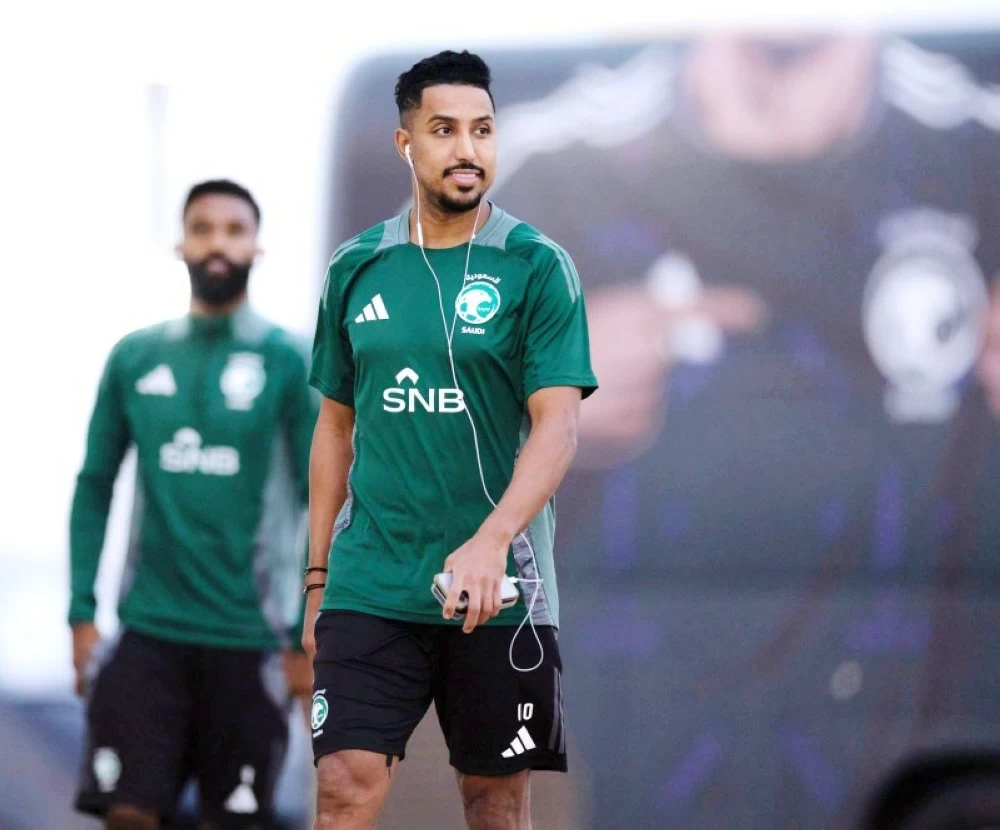 قائد الأخضر سالم الدوسري في معسكر جدة.