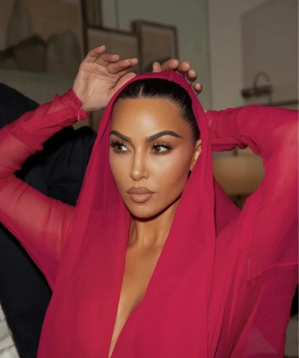 كيم كارداشيان.