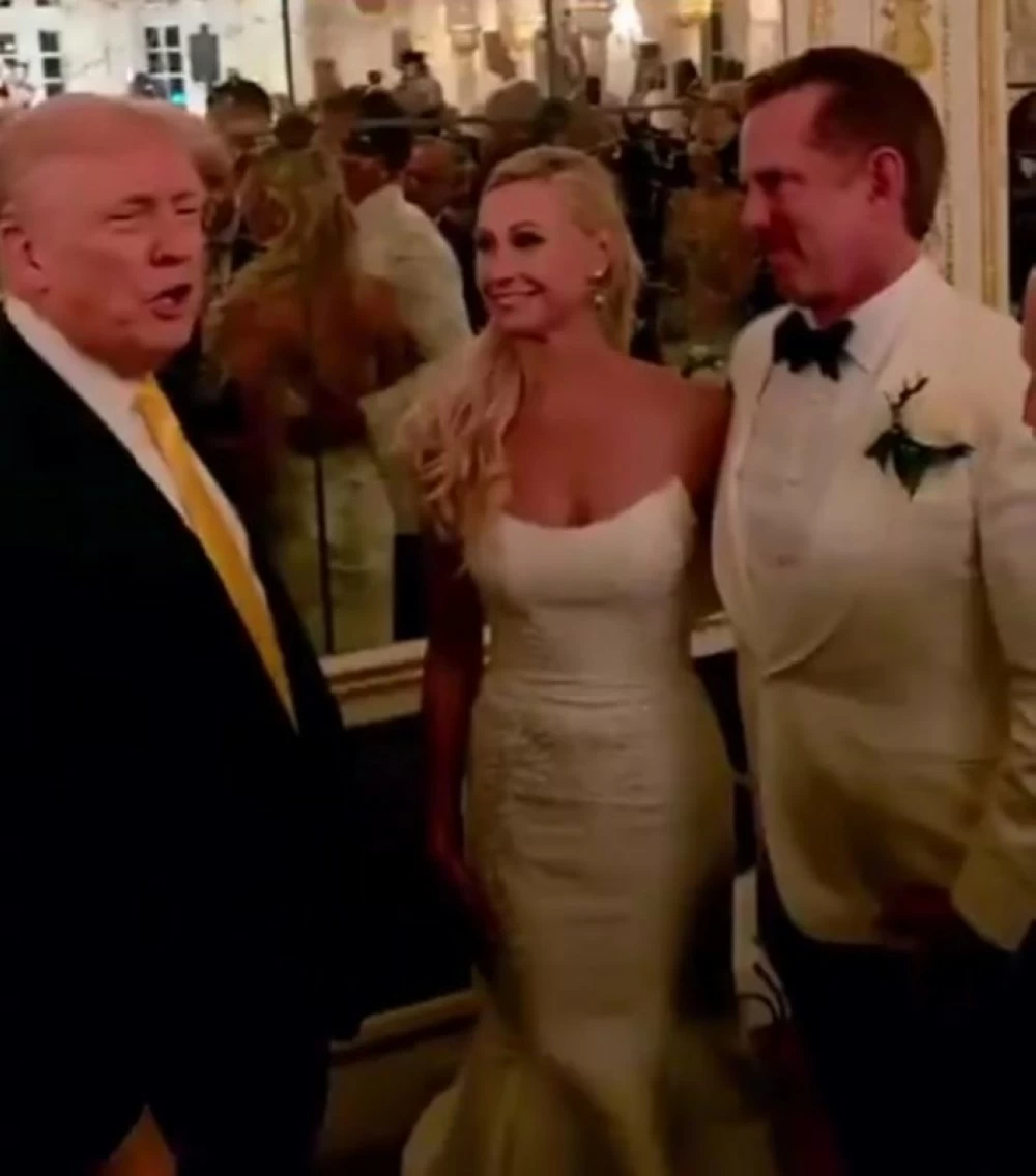 ترمب يقتحم حفل زفاف ويُشعل مواقع التواصل