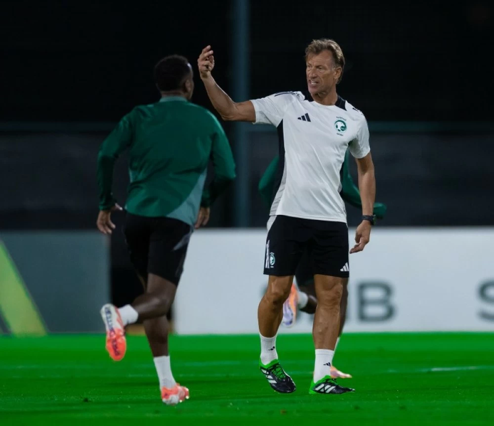 الأخضر يختتم استعداده لمواجهة الجزائر الودية