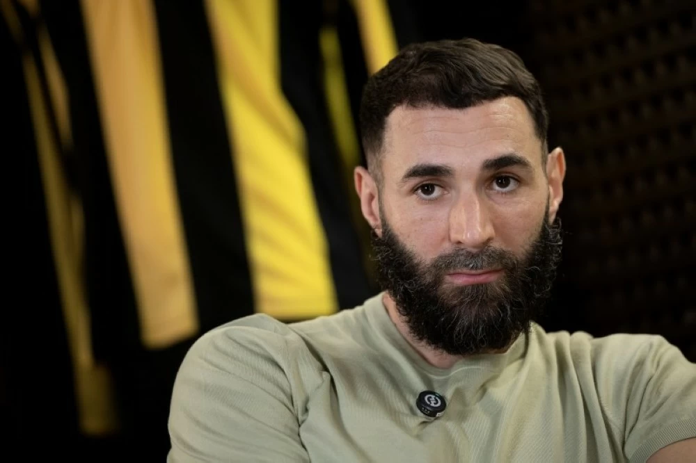 بنزيما يلمح لعودة تاريخية لريال مدريد ويكشف تفاصيل مستقبله مع الاتحاد