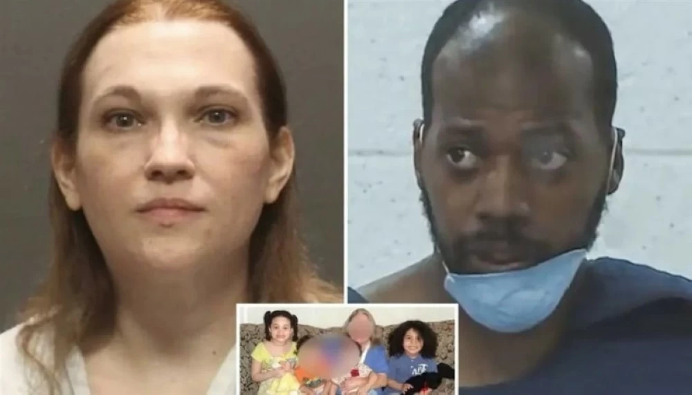 الوالدان يقتلان طفليهما.. والأشقاء يشاهدون المجزرة