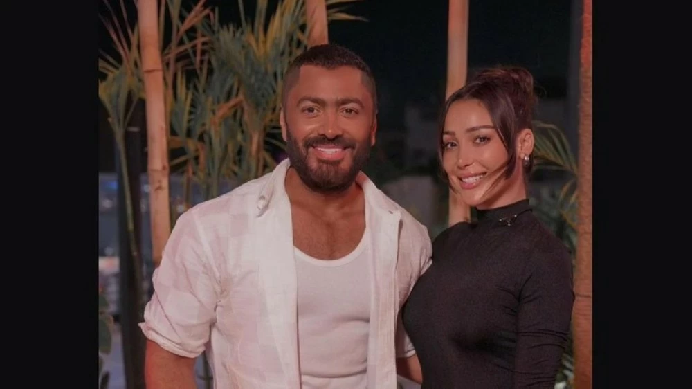 المطرب المصري تامر حسني وطليقته المطربة المغربية بسمة بوسيل
