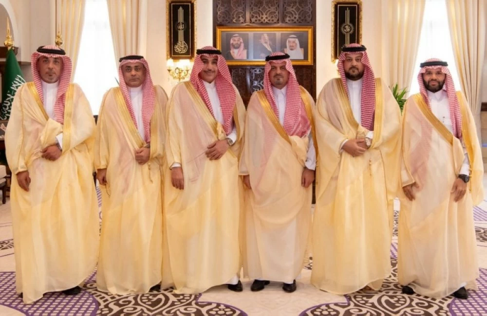 نائب أمير مكة يستقبل رئيس نادي الوحدة