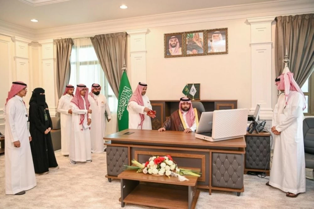 أمير جازان يطلع على سير العمل في وكالة الشؤون الأمنية بالإمارة