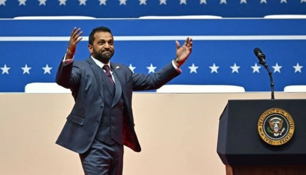 «البيت الأبيض» يحسم الجدل: لا إقالة لكاش باتل