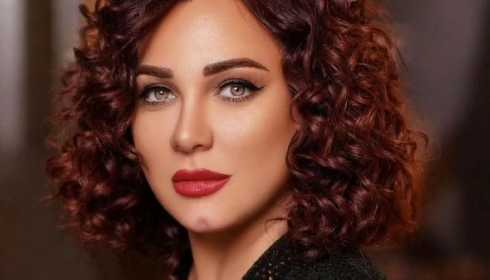 الفنانة السورية سولاف فواخرجي.