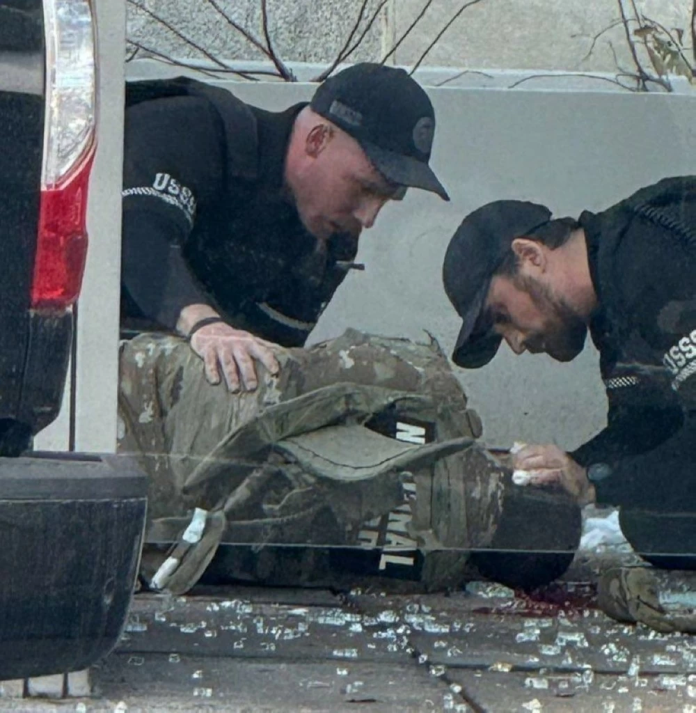 المصابان في إطلاق النار.