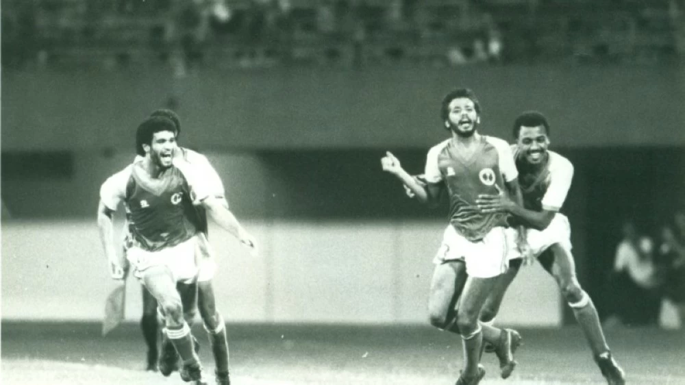 «عكاظ» تكشف أسرار تجاهل الأندية لاعبيها القدامى