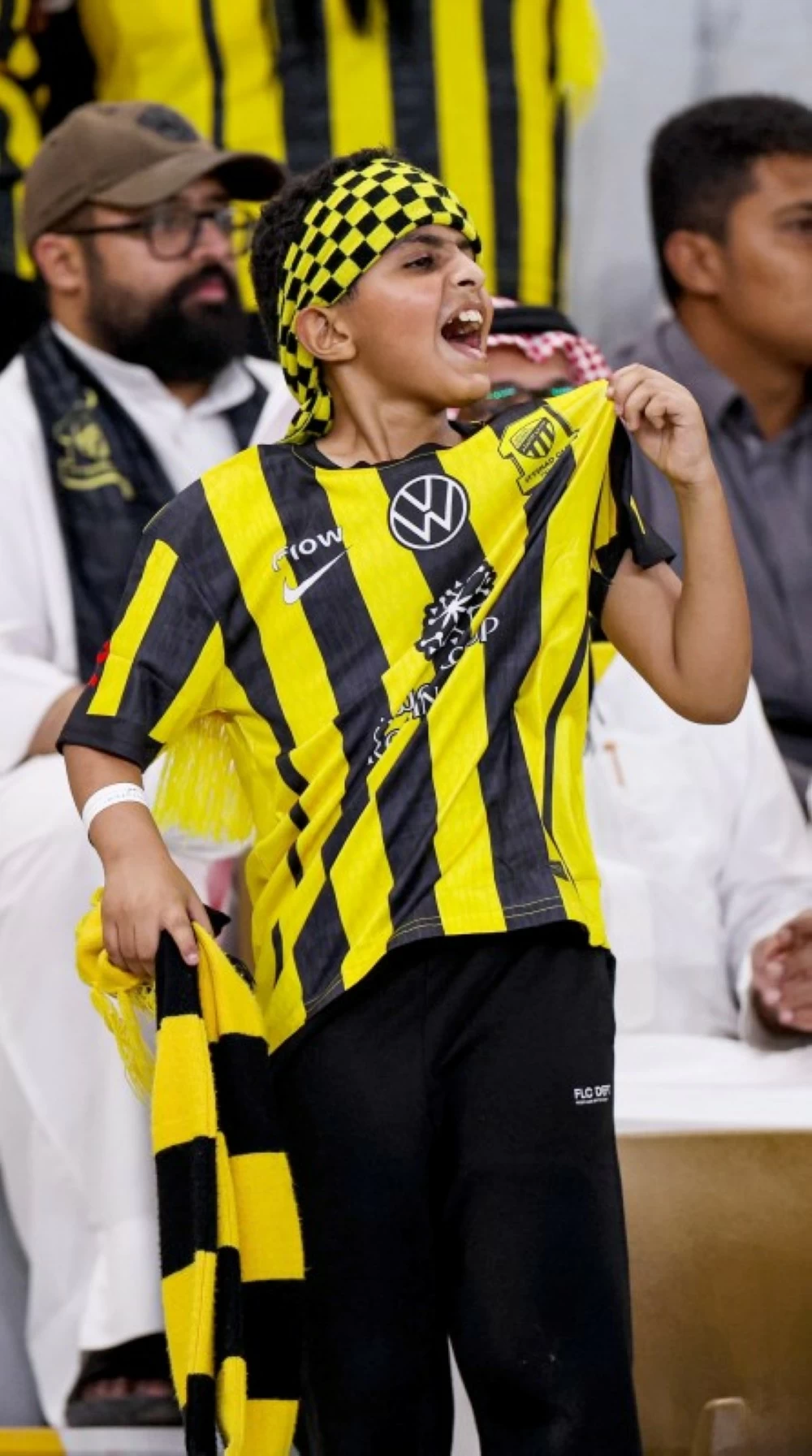 دور الـ 8 بين فرحة الفوز وحسرة الهزيمة «الخروج المؤلم»