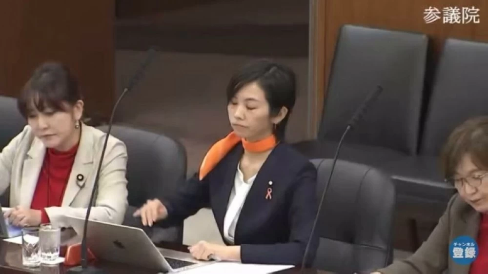 نائبة يابانية ترفض توسيع مقابر المسلمين.. وتطالب بـ«الحرق»
