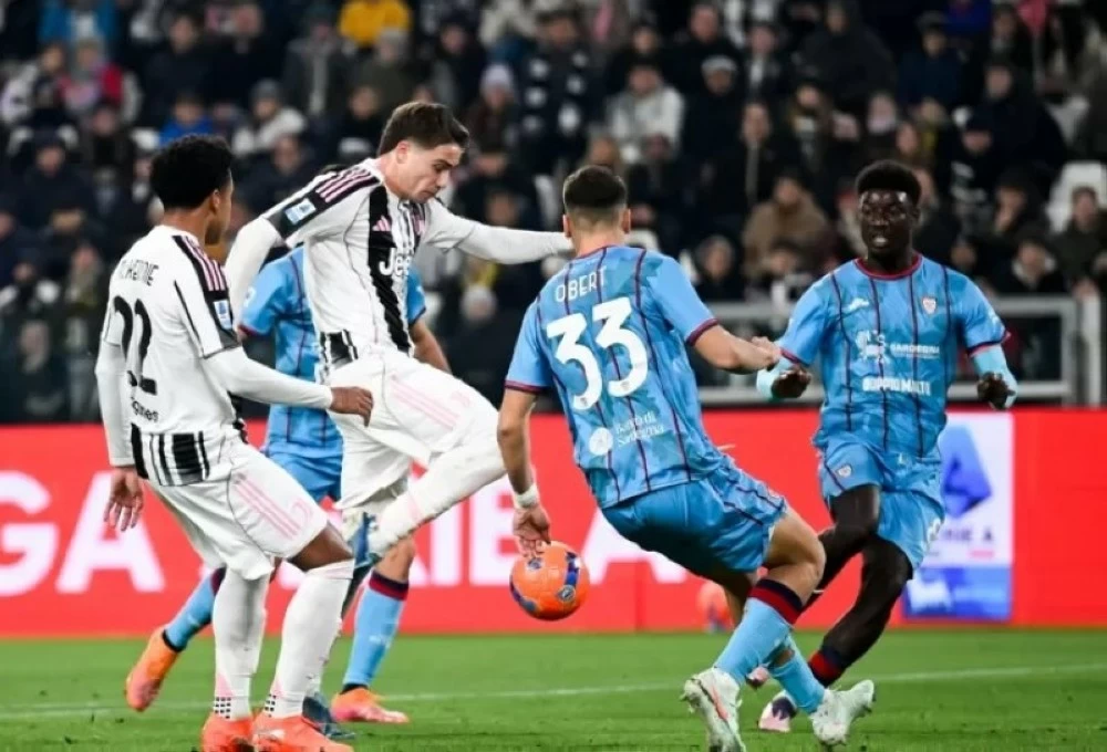 مباراة يوفنتوس وكالياري.