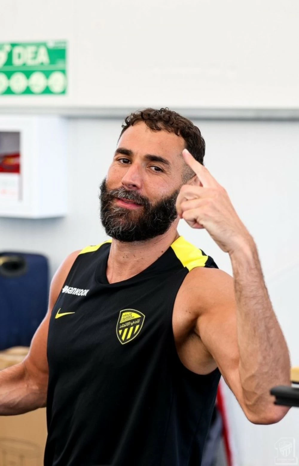 كابتن فريق الاتحاد كريم بنزيما