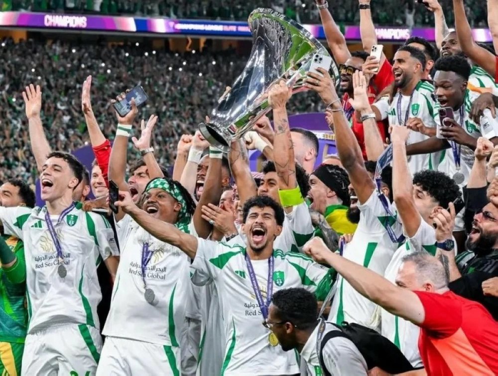 تتويج الأهلي بدوري أبطال آسيا للنخبة 2024-2025.