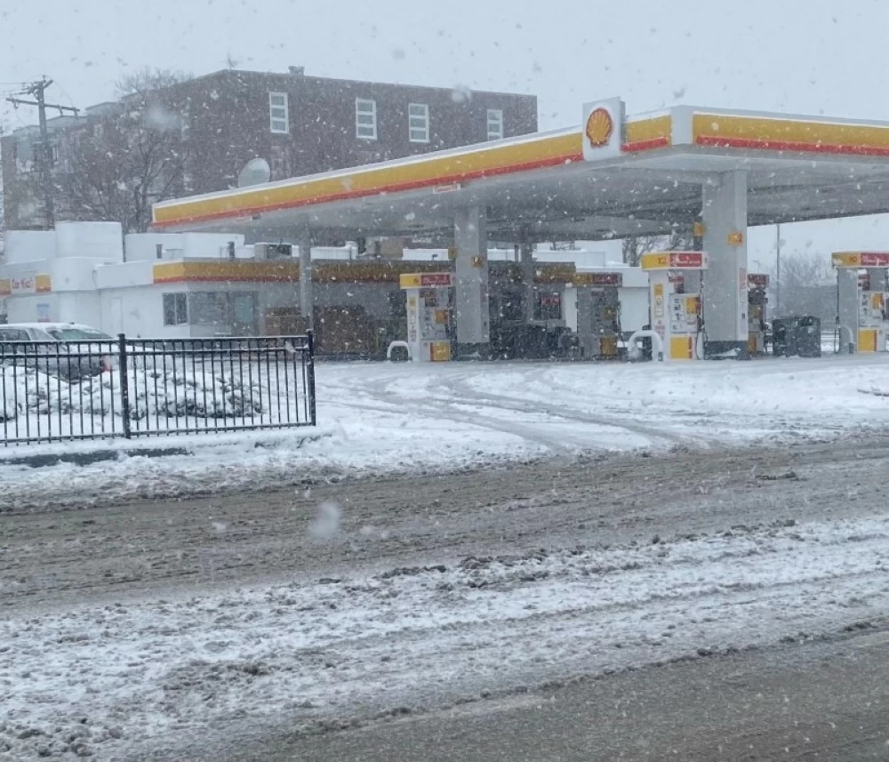 انقطاع واسع النطاق للكهرباء في ولاية ويسكونسن بسبب العاصفة الثلجية.