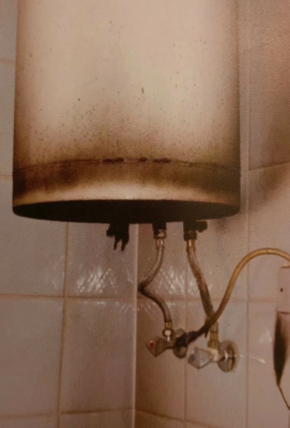 سخانات المياه قد تتعرض للانفجار بسبب تراكم الصدأ والترسبات