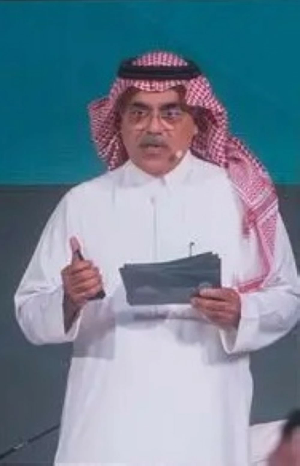 خليل بن سلمة