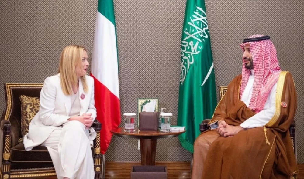 ولي العهد يلتقي رئيسة وزراء إيطاليا