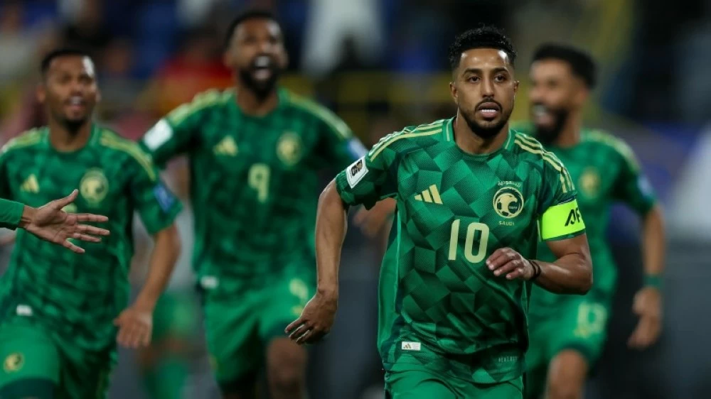 «الأخضر» ينتظر اليوم مجموعته في المونديال.