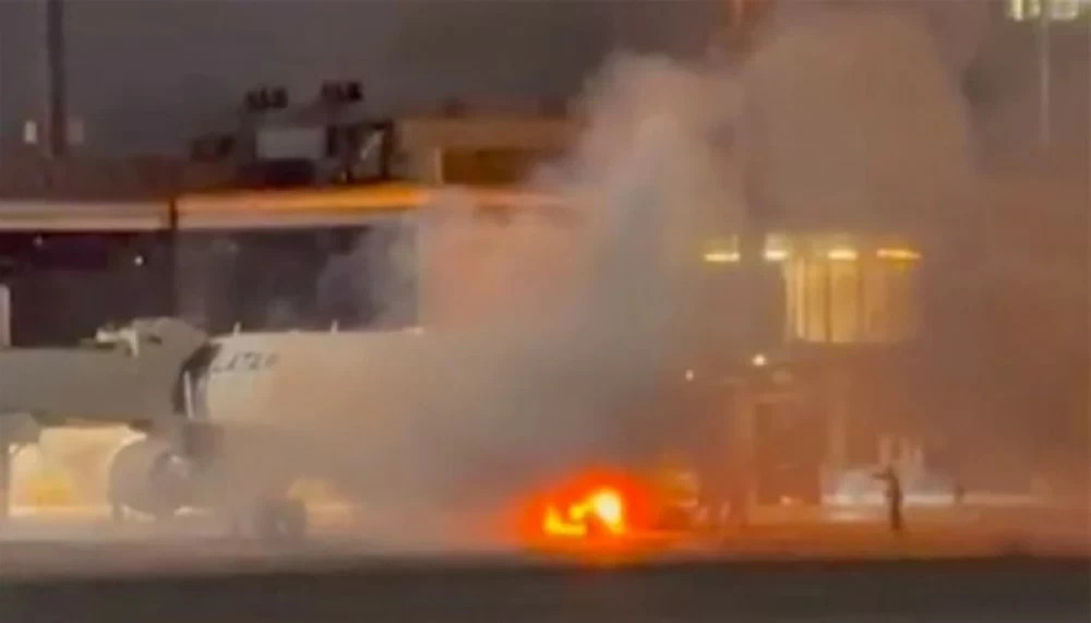 النيران تحاصر طائرة أثناء صعود ركابها – أخبار السعودية