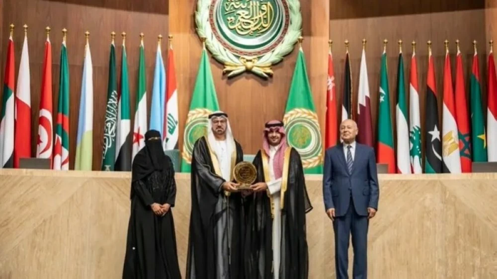 الحكومات القادرة على قيادة العقد القادم هي التي تتبنى عقلية القطاع الخاص.