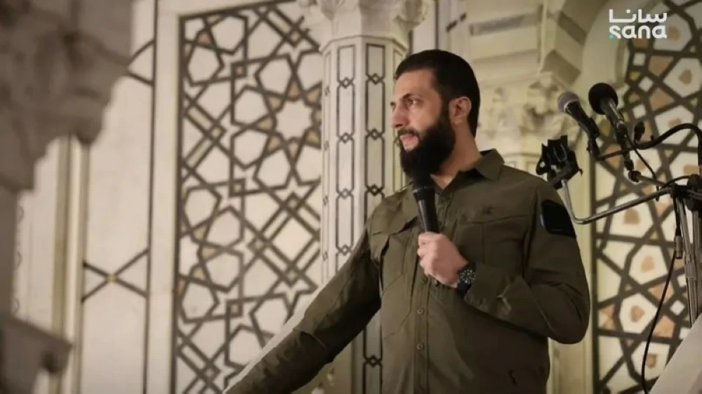 الشرع متحدثاً في الجامع الأموي.