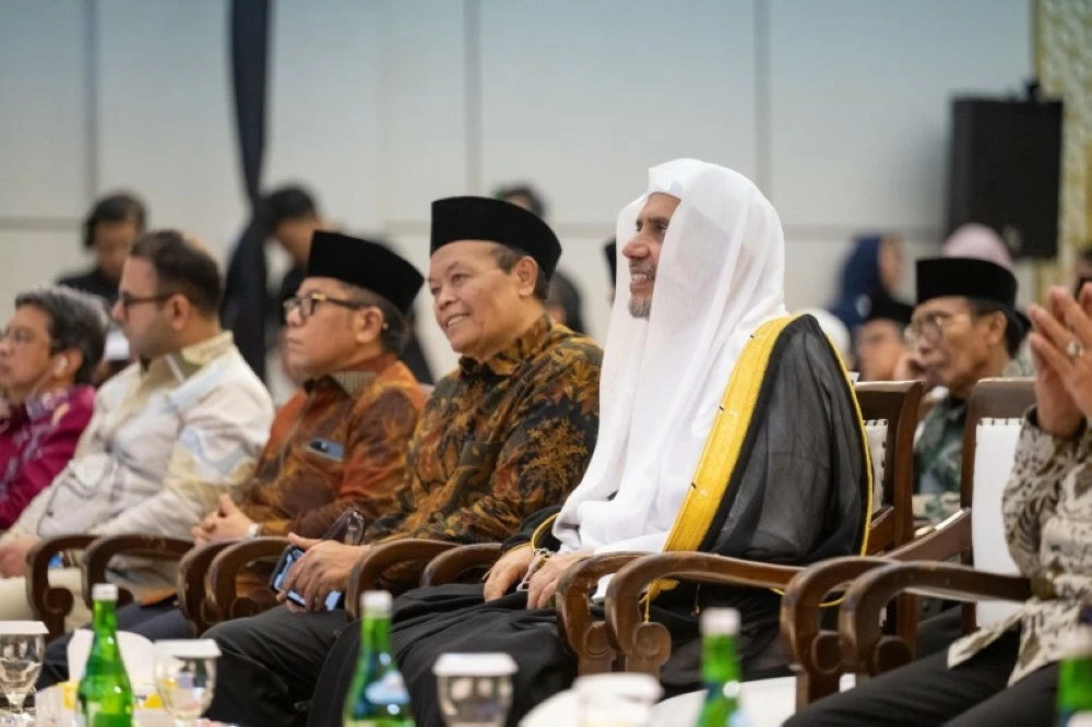 العيسى يلقي الكلمة الافتتاحية لمؤتمر إندونيسيا للوئام بين أتباع الأديان – أخبار السعودية العيسى يلقي الكلمة الافتتاحية لمؤتمر إندونيسيا للوئام بين أتباع الأديان – أخبار السعودية