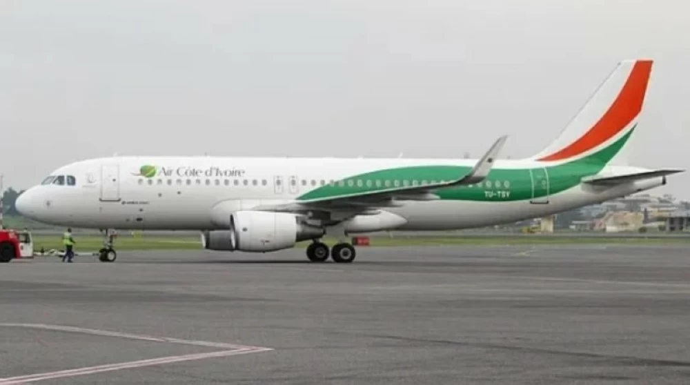 «إيكواس» تقرر إلغاء الضرائب غير المتعلقة بالطيران اعتباراً من يناير 2026