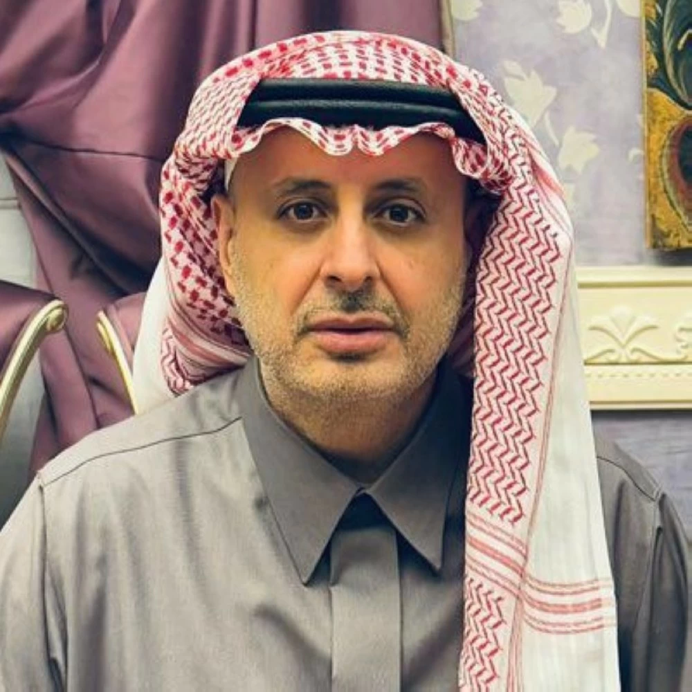 قبل نقل ملكيات الأندية..تركي بن خالد: لا تكرروا أخطاء التسعينات. : متعب العواد. للاطلاع على التفاصيل 