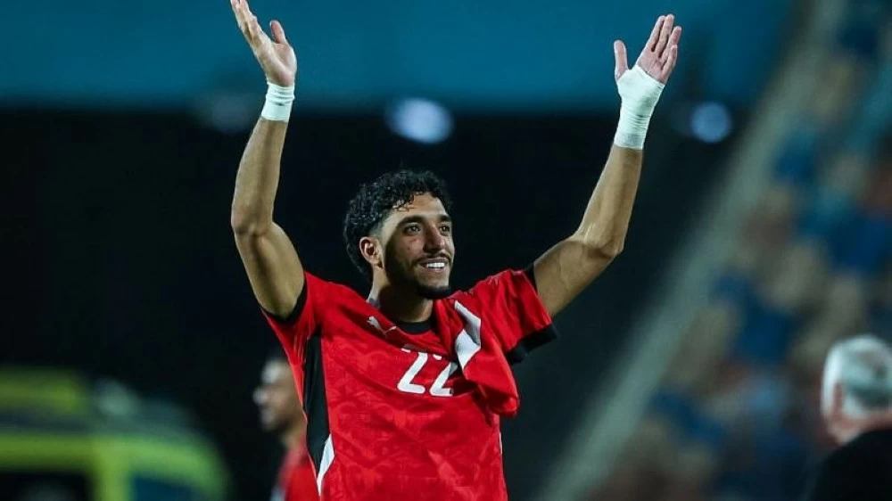 المصري عمر مرموش لاعب مانشستر سيتي الإنجليزي.
