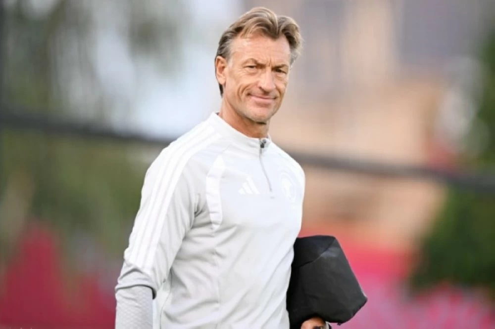  مدرب المنتخب السعودي، الفرنسي هيرفي رينارد.
