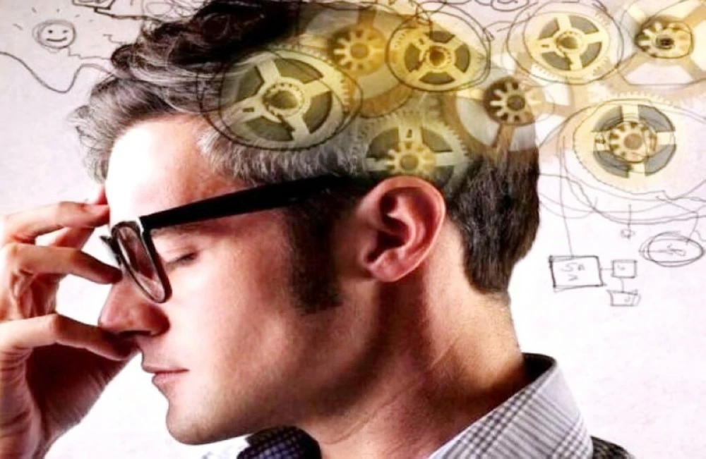 تعرّف إلى سمات الأشخاص ذوي الذكاء العالي. للاطلاع على 