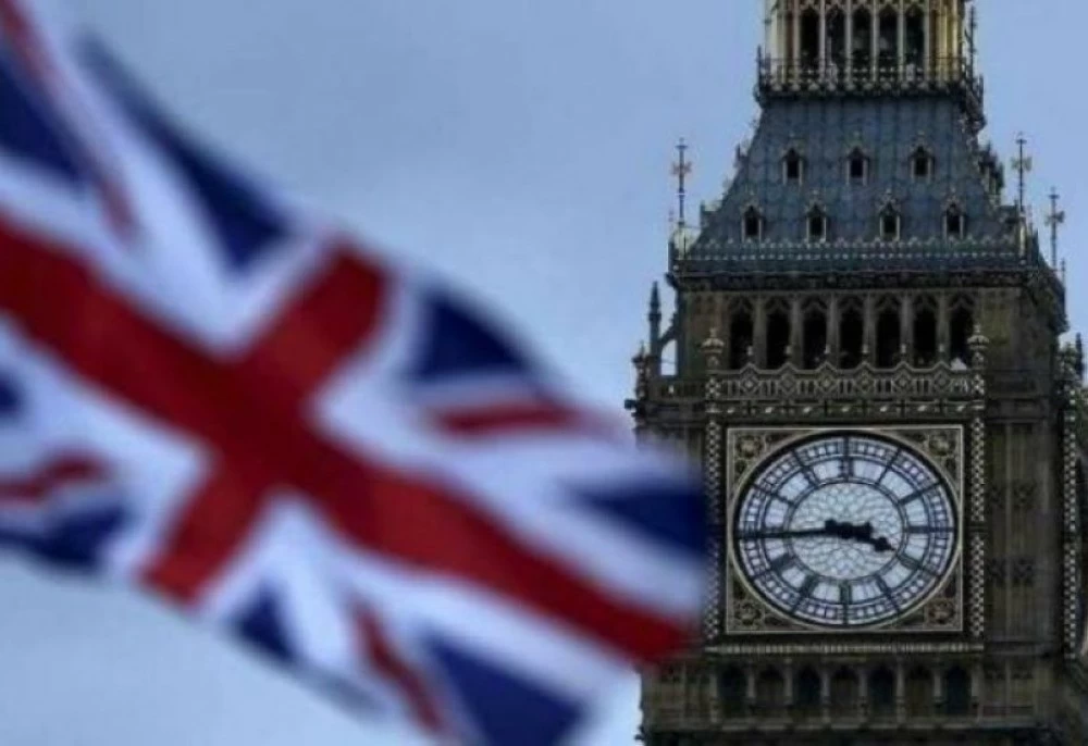 بريطانيا تواصل مراجعة عقوباتها على دمشق وطهران.