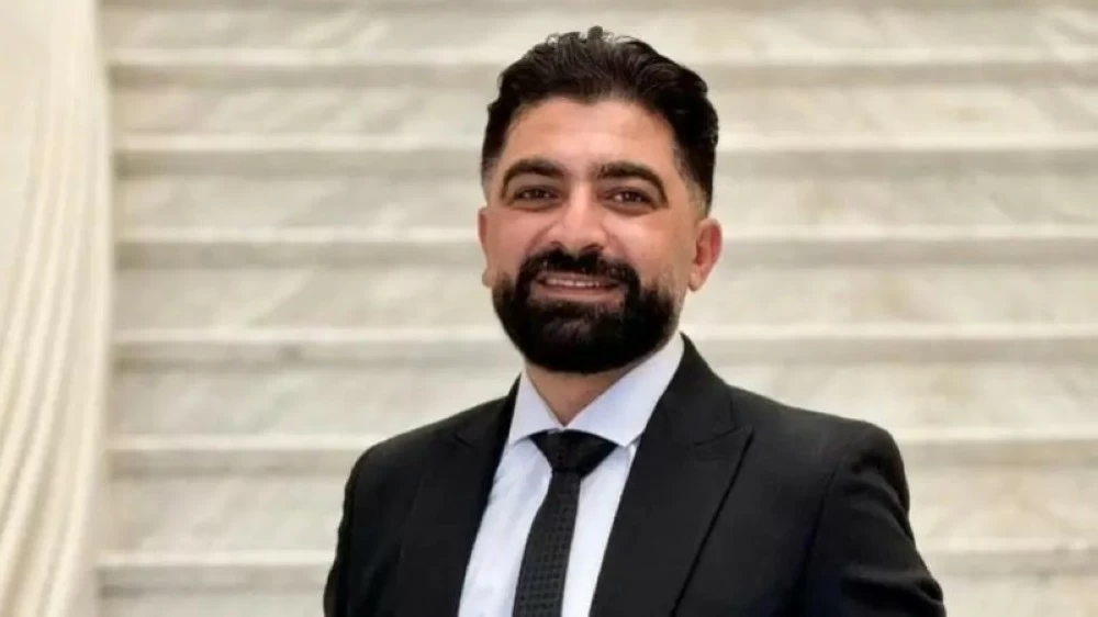 بعد الحكم بسجنه.. فادي خفاجة يعتذر لـ«مها أحمد وزوجها» 